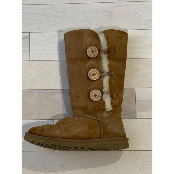 UGG 1873 boot left foot only size 6 US - Picture 1 of 4